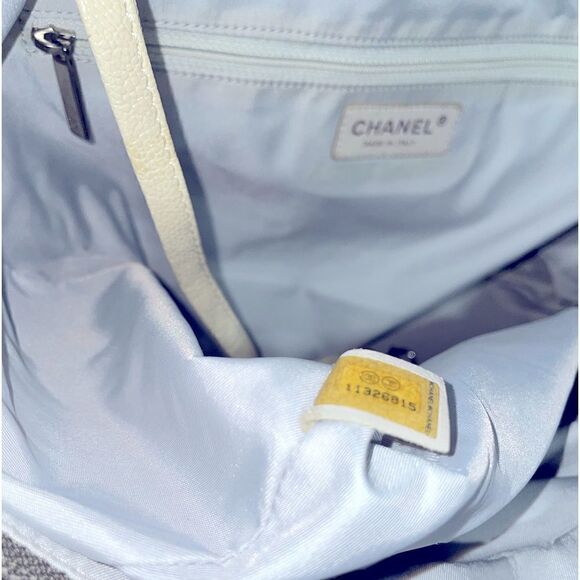 Authentic๐๏ธ Chanel Paris Biarritz MMโToteโShoulderโBag - Picture 14 of 15